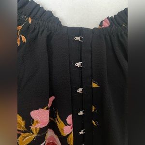 Ruffled Sleeve Floral Shirt